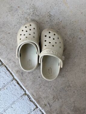 CROCS Kids Slip-On Clog in Off-White/Cream